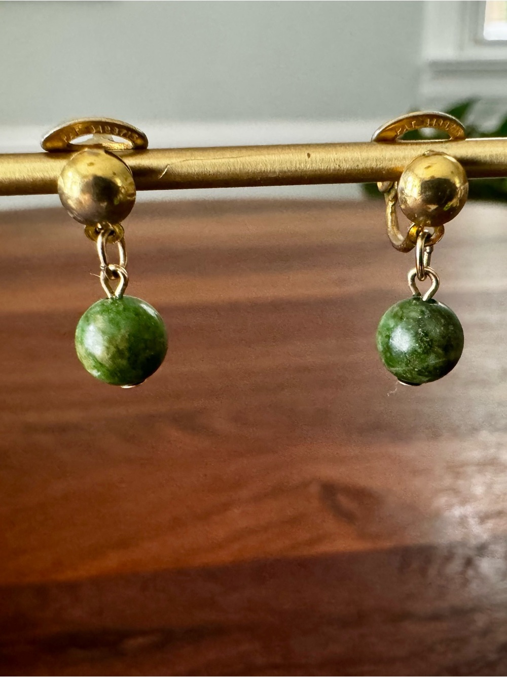 Vintage 14K GF Gold Filled Stud Dangle Jade Bead Earrings Clip On